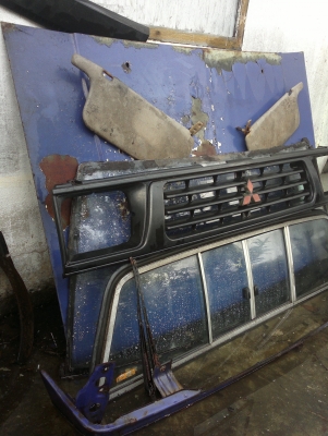 ขายรวมอะไหล่L200 MITSUBISHI cycloneฝากระโปง+อื่นๆ