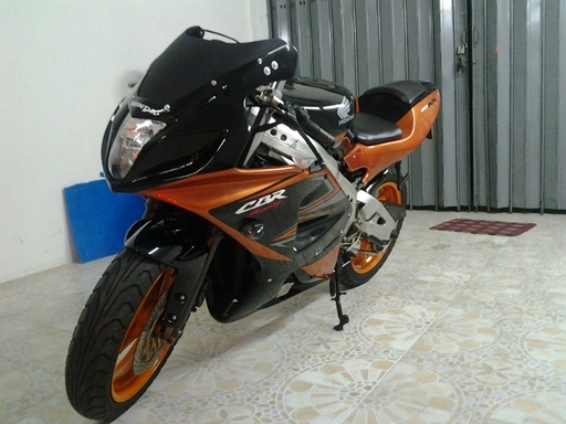 ขาย CBR400 ปี 89 ทะเบียนแท้