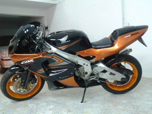 ขาย CBR400 ปี 89 ทะเบียนแท้