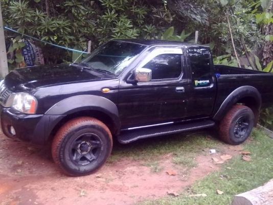 ตัดใจปล่อย นิสสัน ฟรอนเทียร์ ปี 46  4x4 วางเครื่อง 2.5 ฝาแดง