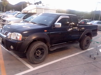 ตัดใจปล่อย นิสสัน ฟรอนเทียร์ ปี 46  4x4 วางเครื่อง 2.5 ฝาแดง