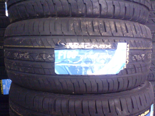 ยาง 225 45 17 TRACMAX F 106 ราคาเส้นละ 2,300 บาท
