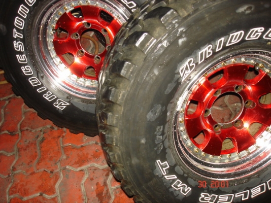 ขายล้อแท้ เจแปน  6 รู ......สวยๆ เชิญครับ