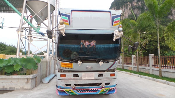 HINO FM2K สองเพลา หัวบางเดิม คัซซีสวยตลอดแนว นะจ๊ะ HINO FM2K สองเพลา หัวบางเดิม คัซซีสวยตลอดแนว นะจ๊ะ