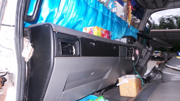 HINO FM2K สองเพลา หัวบางเดิม คัซซีสวยตลอดแนว นะจ๊ะ HINO FM2K สองเพลา หัวบางเดิม คัซซีสวยตลอดแนว นะจ๊ะ