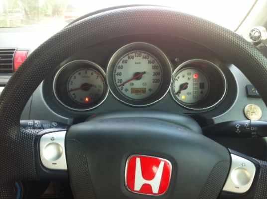 Honda Jazz 2006 สีดำ ติด LPG