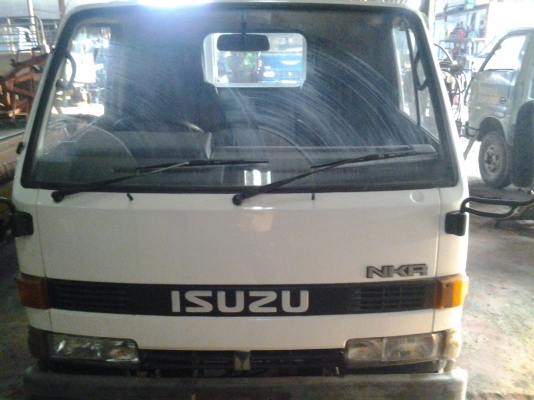 รถอีซูซุ  NKR รุ่นNKR552U6I เครื่อง 88 แรง รถพร้อมใช้งาน