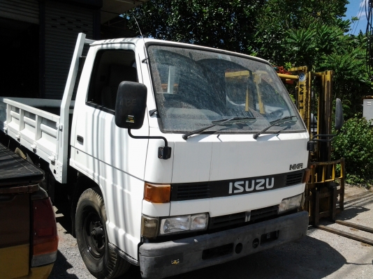 รถอีซูซุ  NKR รุ่นNKR552U6I เครื่อง 88 แรง รถพร้อมใช้งาน