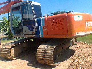 Hitachi EX200-2