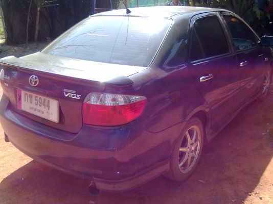 VIOS 1.5E 2004 เกียร์ธรรมดา เบาะกำมะหยี่