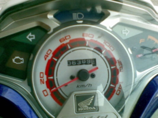 รถสวยจริง Click – i ลายสตีท ราคาถูก ปี 2554 เพียง 25000 เท่านั้น รถสวยจริง Click – i ลายสตีท ราคาถูก ปี 2554 เพียง 25000 เท่านั้น