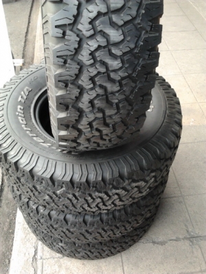 ขายยาง BF All 31/10.5/15 ปี08 สวยๆ 1 ชุด