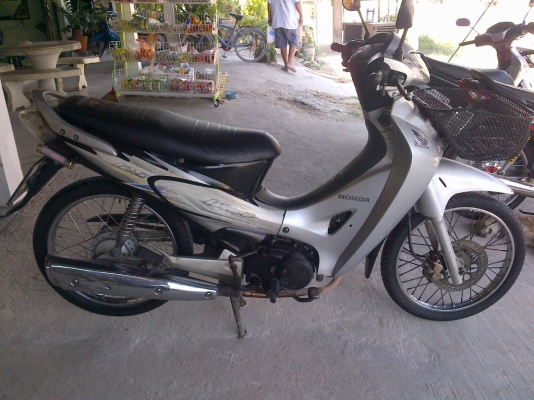 ขาย2คันคู่!เวฟ125ไอ หัวฉีดสต๊าทมือตัวแรก+125R กุญแจใหญ่ ปี48 รถเครื่องเดิมดีแน่นทั้ง2คัน พร้อมใช้ ทะเบียน+เอกสารโอน ภาษีไม่หมด 088-2197709