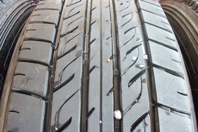 205 70 15 MICHELIN ปี11 มีสามเส้น ราคา 2,500 205 70 15 MICHELIN ปี11 มีสามเส้น ราคา 2,500