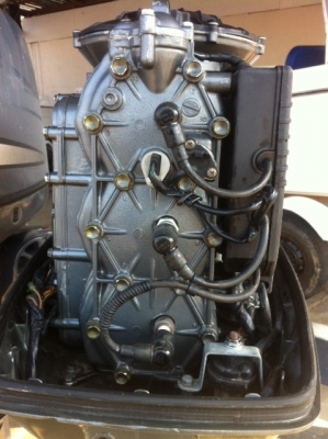 ขายเครื่องเรือ SUZUKI 85HP ขายเครื่องเรือ SUZUKI 85HP