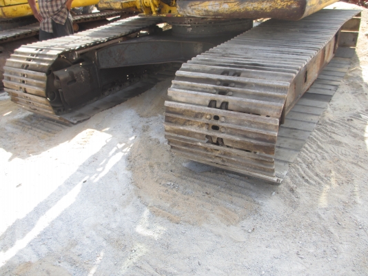 ขายแล้ว KOMATSU PC130-6K  เก่านอก เอวแน่น ปั็มแรง สภาพพร้อมใช้ สุดๆเอาไปแบ่งกันใช้ได้เลยครับ   น้องร็อค จัดหั้ย สนใจโทร สอบถามได้ 081-8535656