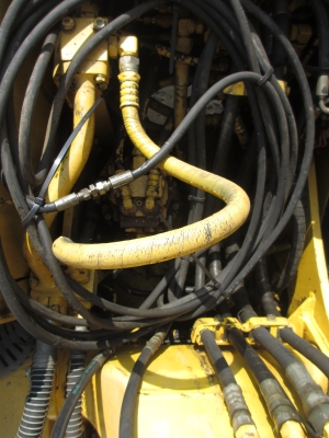 ขายแล้ว KOMATSU PC130-6K  เก่านอก เอวแน่น ปั็มแรง สภาพพร้อมใช้ สุดๆเอาไปแบ่งกันใช้ได้เลยครับ   น้องร็อค จัดหั้ย สนใจโทร สอบถามได้ 081-8535656