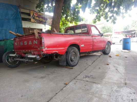 ขายDatsun620 (ช้างเหยียบ)