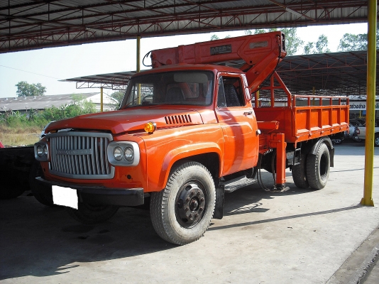 รถบรรทุกNISSAN DIESEL ติดเครน 4 ตัน แบบพับเก็บได้ รถบรรทุกNISSAN DIESEL ติดเครน 4 ตัน แบบพับเก็บได้