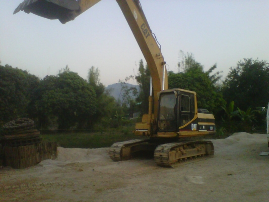 ขายCAT320V1สภาพสวยพร้อมใช้ ราคาต่อรองได้ ติดต่อได่ที่คุณ อ๊อฟ พิจิตร 086-737-9991