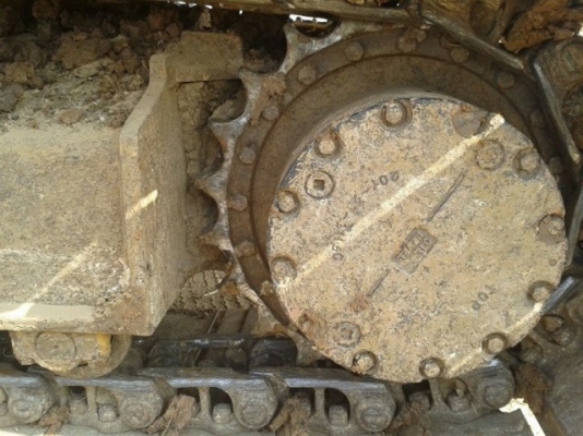 ขายKOMATSU PC 200-7สภาพสวยพร้อมใช้ ราคาต่อรองได้ ติดต่อได่ที่คุณ อ๊อฟ พิจิตร 086-737-9991