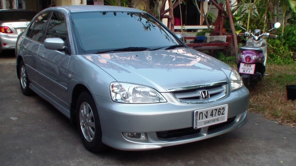 Honda รุ่น  civic dimension  ปี  2003