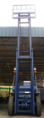 รถยกโฟร์คลิฟท์KOMATSU:FG20-11เสา4เมตรเบนซินติดแก๊สรับประกัน3เดือน(ตจว.ก็รับประกัน)