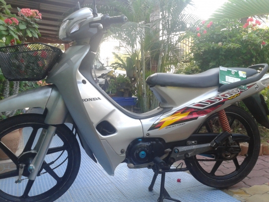 WAVE100 เครื่องดี สีสวย ราคาไม่แพง มีทะเบียนเอกครบพร้อมโอน