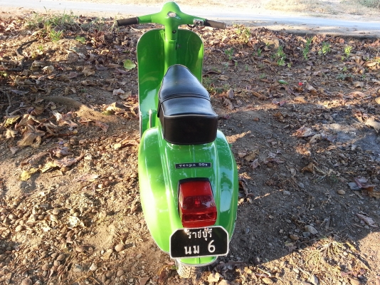 เวสป้า 50s สีเขียว  เครื่องเดิมๆ ขายด่วน ! ซื้อไปขับได้เลย...ไม่ต้องทำ