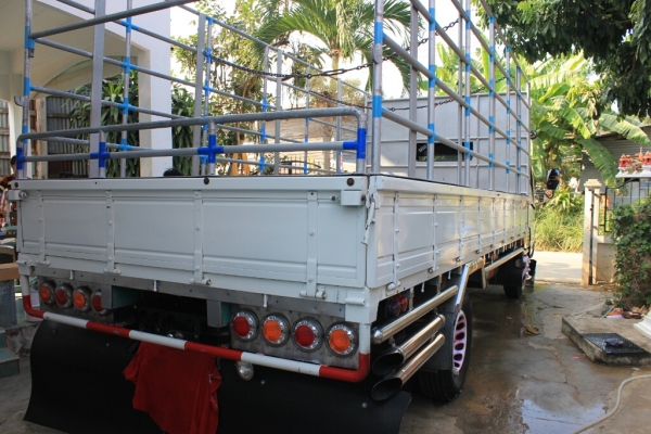 ขายด่วน รถ 6 ล้อ  ISUSU  NPR  130  ปี 50