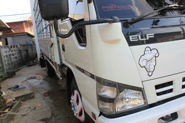 ขายด่วน รถ 6 ล้อ  ISUSU  NPR  130  ปี 50