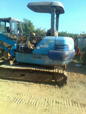 แบคโค HITACHIEX 40-2  รถเก่านอกใช้งานเพียง6เดือน