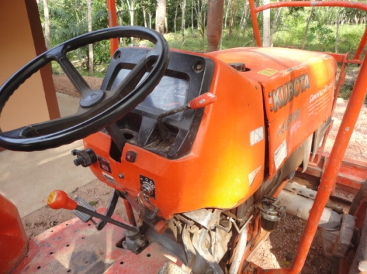 รถไถ KUBOTA รุ่น L4508 ขับ 2 เพลา ดันหน้า ที่ตัดหญ้า