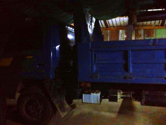 ขายรถ6ล้อ มีดั้ม ISUZU NPR 115 ปี36 ยกเครื่องใหม่