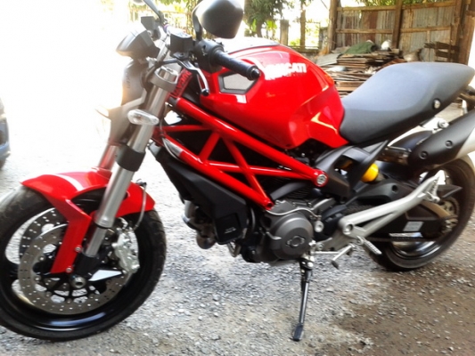 ขายหรือแลก DUCATI 795 รถออกศูนย์ทองหล่อ