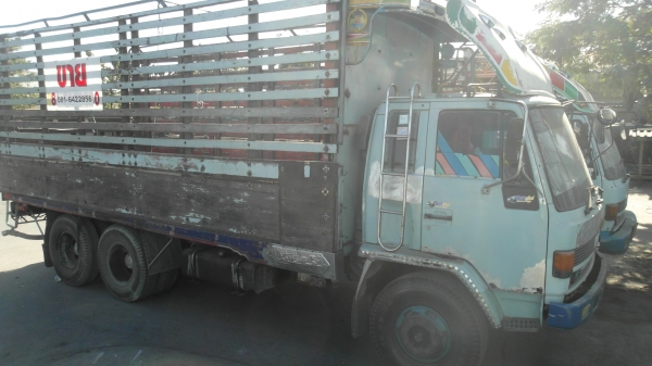 ขายอีซูซุ 10 ล้อ เพลาเดียว ร็อคกี้ 175 แรง กระบะไม้ เบรคทิฟฟี่ เสื้อเพลาหลังจัมโบ้