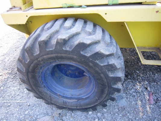 ขาย รถตักเล็ก TCM รุ่น 810 มือสองญี่ปุ่น ขาย รถตักเล็ก TCM รุ่น 810 มือสองญี่ปุ่น