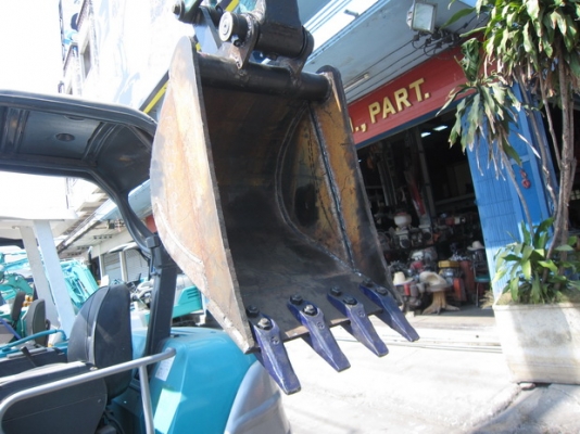 ขาย รถขุดเล็ก KOMATSU  รุ่น PC35R-8- แทร็กเหล็ก มือสองญี่ปุ่น