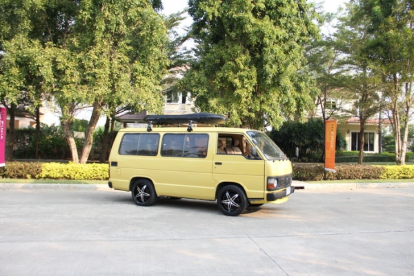 ขายล้อขอบ18 กว้าง 7.5 5รู120 ใส่บีเอ็ม เชฟรุ่นเก่า ของใหม่ ชุดละ9000฿ ขายล้อขอบ18 กว้าง 7.5 5รู120 ใส่บีเอ็ม เชฟรุ่นเก่า ของใหม่ ชุดละ9000฿