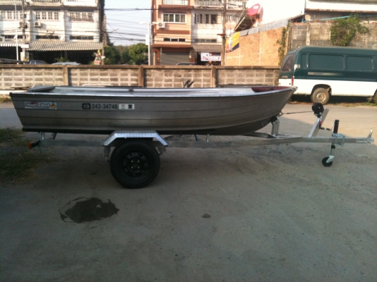 ขายเรือ อลู พร้อมเทลเลอร์ ไม่มีเครื่อง