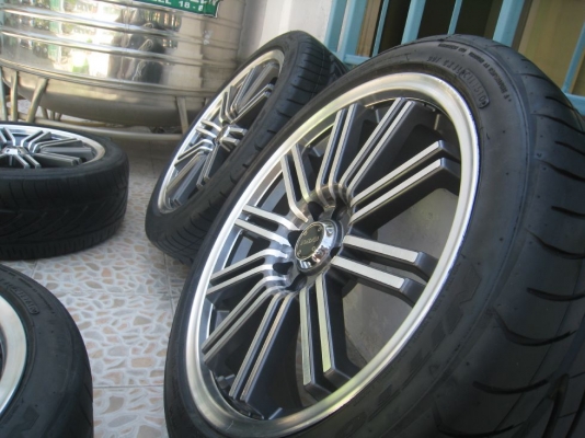 ขายล้อแม็ก 17"x7" et42 4/100,114 + ยางปี 10 ( 081-3747940 )