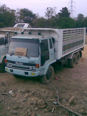 ขายด่วน ISUZU FxZ 175