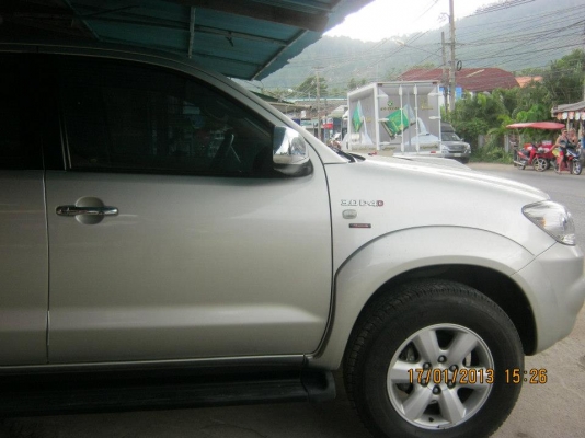 FORGUNER 3.0G 2009 เบาะหนัง ไฟฟ้า เพาเวอร์ เกียร์ธรรมดาโฟวีล