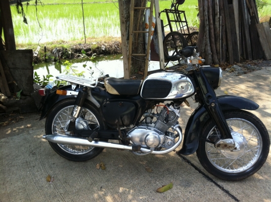 น้องฝากขาย c92 มีเล่ม ไม่โอน สภาพดี และ c 70 ทะเบียนต็มพร้อมโอน 0819884773