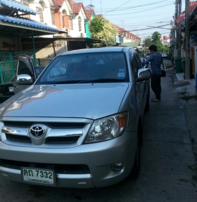 TOYOTA VIGO  G ปี 49 (06)   รถบ้านสวย เครื่อง 2.5 แรง  บางเดิม แอร์ ไฟฟ้า เพาเวอร์ พร้อมโอน