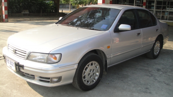 NISSAN CEFIRO