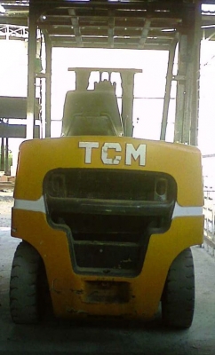 ขายฟอร์คลิฟท์ 3 ตัน เครื่องC240ดีเซล เสา 3 เมตร เครื่องเกียร์ดีพร้อมใช้ ราคาเบาๆ ครับ 081-3535-948