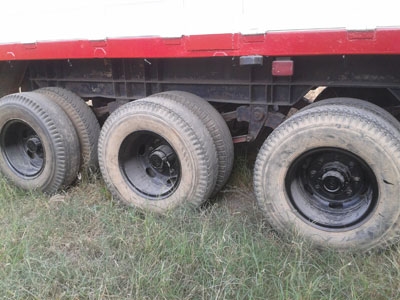 ขายหางพ่วง 3 เพลาแท้ ค่ายพนัส สภาพดี Tel. 088-4501277