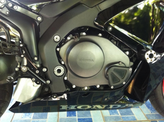 ขายครับ CBR1000 ปี2007 สเปค เมกา ท่อสูตร จานดิสค์หน้าแต่ง arashi ทะเบียนแท้. สมอ ยางสภาพดี แรงเกินห้ามใจ