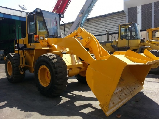 WA300-1-30553 รถตักKOMATSU ถึงไทยเเล้วครับ